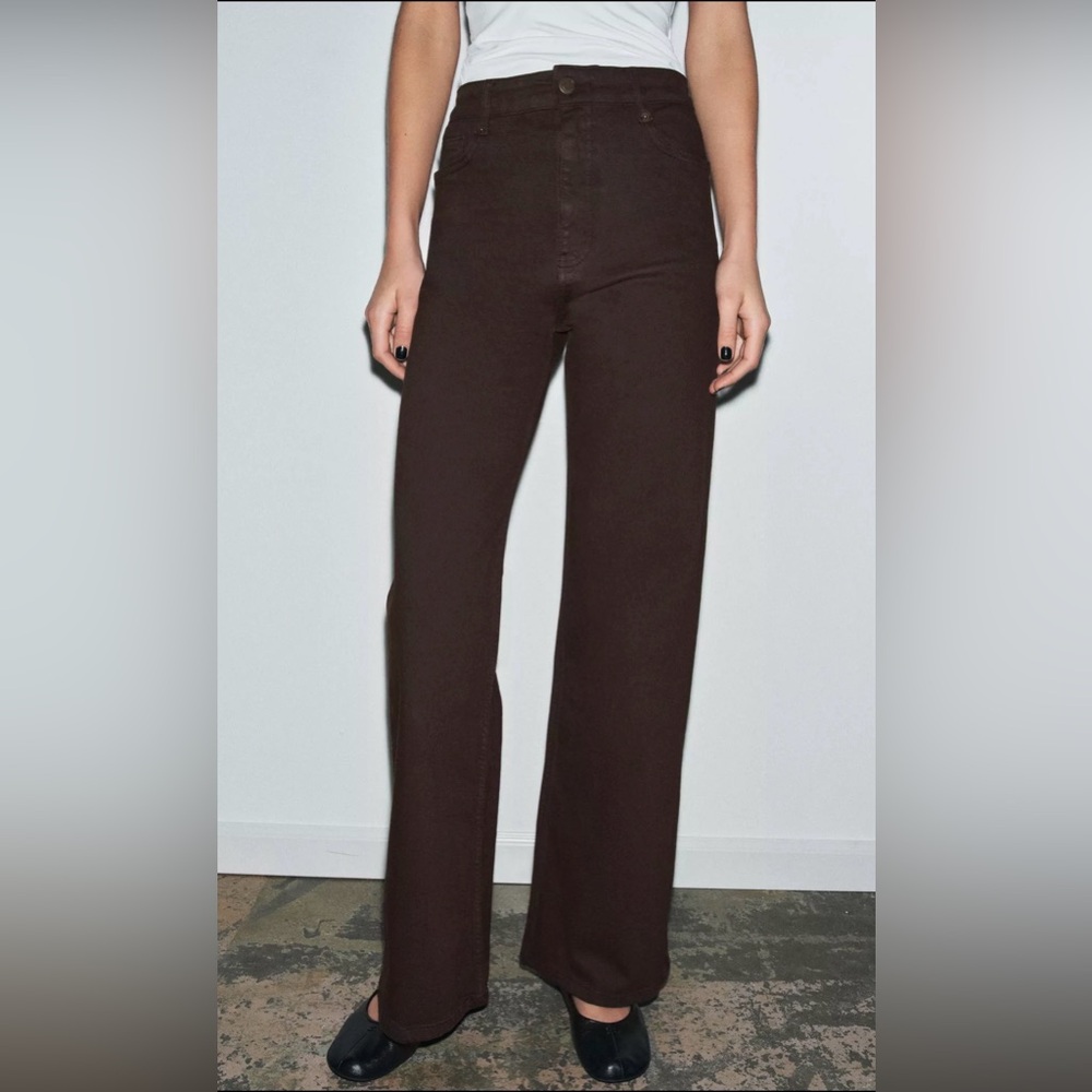 ZARA Brown Straight-Leg Jeans - Picture 2 of 11